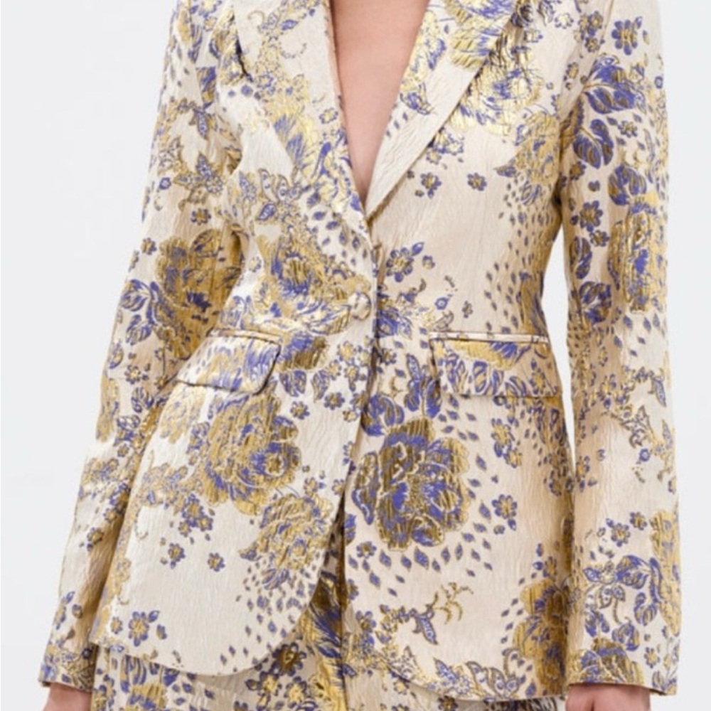 AKIRA Brocade With Shimmer Cream and Gold Floral Blazer
